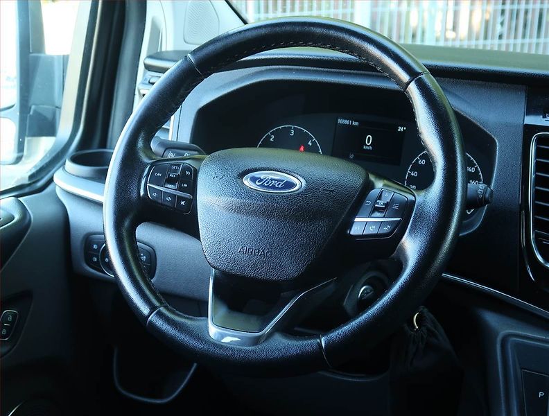 Ford Tourneo Custom (2019) 2.0 EcoBlue, ČR - fotka 22 z 24