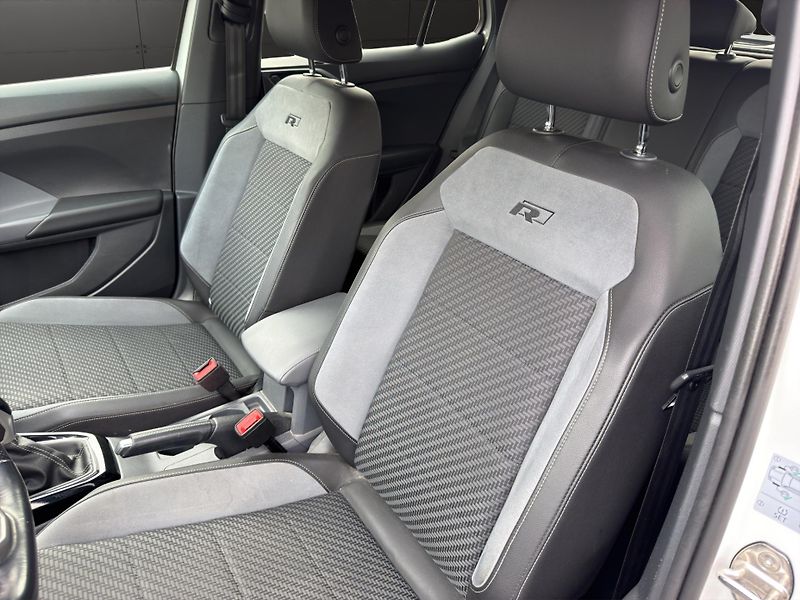 Volkswagen T-Cross (2021) R-LINE DSG 81KW  - fotka 11 z 27