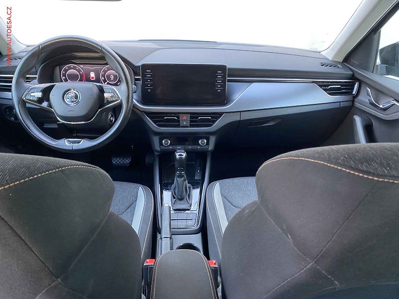 Škoda Kamiq (2020) 1.0 TSi, Style, DSG, navi - fotka 8 z 18