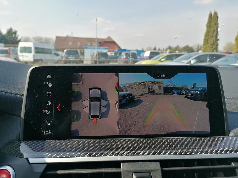 BMW X4 (2019) X4M Competition 510 PS - fotka 14 z 40