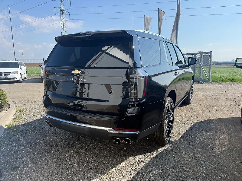 Chevrolet Tahoe (2026) HIGH COUNTRY 6.2l EcoTec3 V8 - fotka 5 z 13