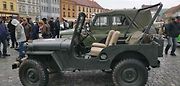 Výstava veteránů na třebíčském náměstí zakončila sezonu Veteran Car Clubu Třebíč 2022
