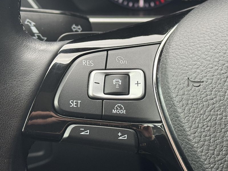 Volkswagen Tiguan (2016) 2.0TSi DSG 4M, Highline, 1.Maj - fotka 32 z 55