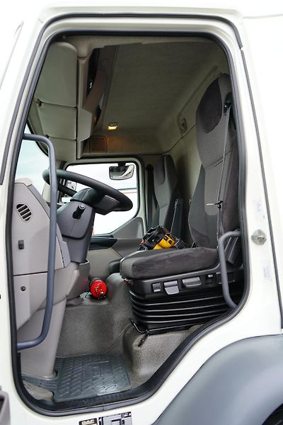 DAF LF (2014) 250 / SKRZYNIOWY + HDS / HYVA  - fotka 7 z 56