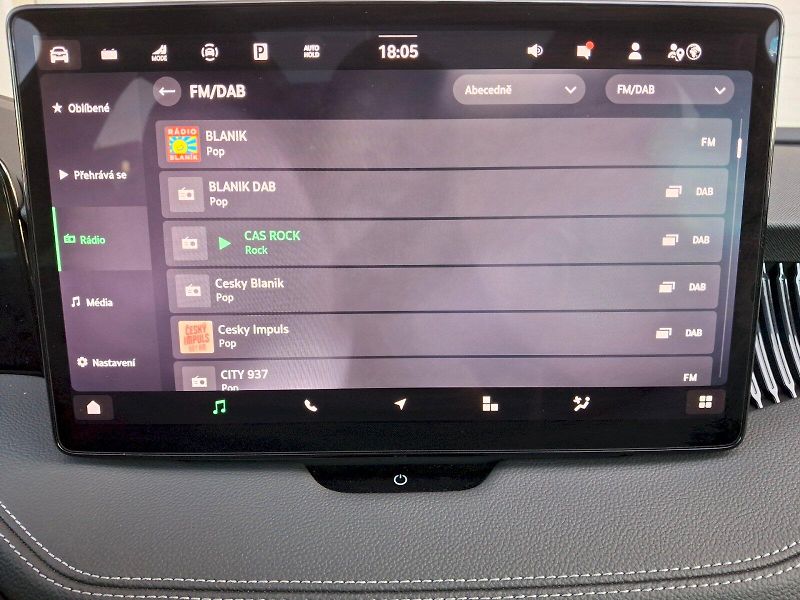 Škoda Superb (2025) Combi iV L&K DSG 1,5TSi 150kW - fotka 24 z 35