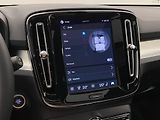 Volvo XC40 (2026) B3 AUT DARK PLUS - náhled 54