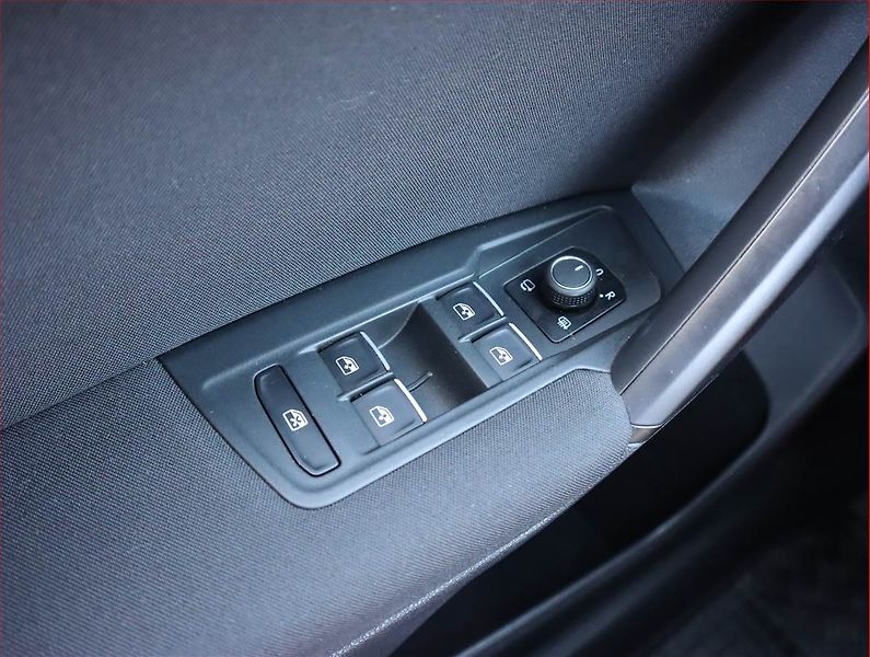 Volkswagen Tiguan (2018) 1.4 TSI, Navi, Tempomat - fotka 16 z 19