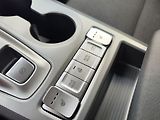 Hyundai Kona EV/150kW 64kWh Style AT - náhled 26