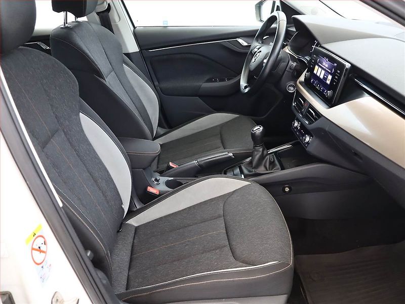 Škoda Kamiq (2021) Style 1.5 TSI - fotka 7 z 16