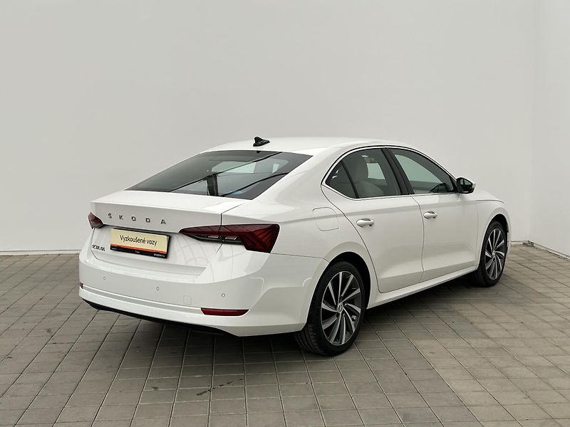 Škoda Octavia 1.0 TSI Style Plus - fotka 2 z 32