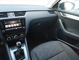 Škoda Octavia (2018) 2.0 TDI, Navi, Tempomat - náhled 8