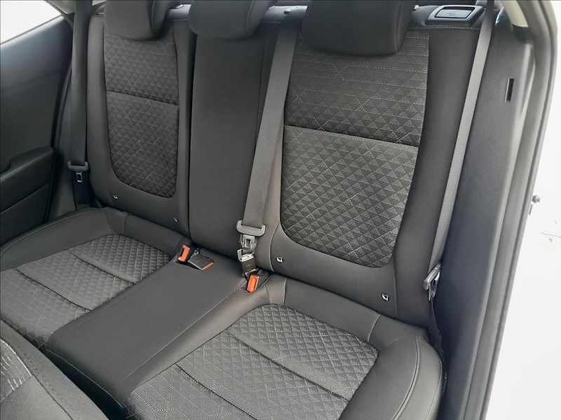 Kia Rio 1,2i 61kW - fotka 21 z 44
