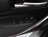 Toyota Corolla (2022) 2.0 Hybrid, digi klima - náhled 21