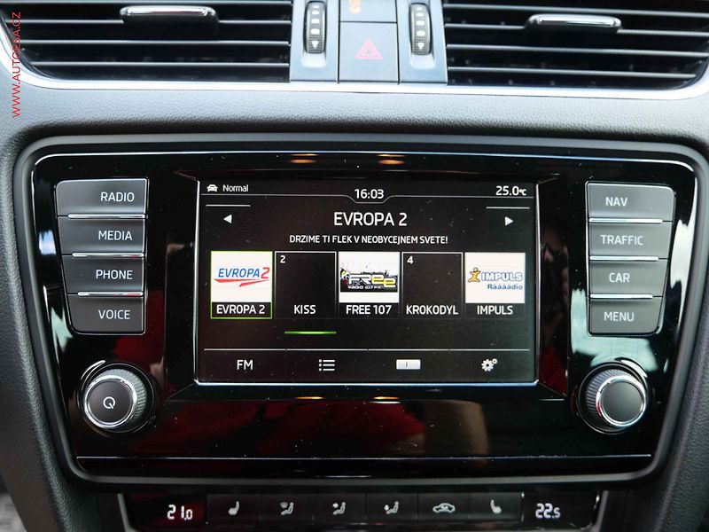 Škoda Octavia (2015) 2.0 TDi, ČR, RS, DSG - fotka 19 z 27