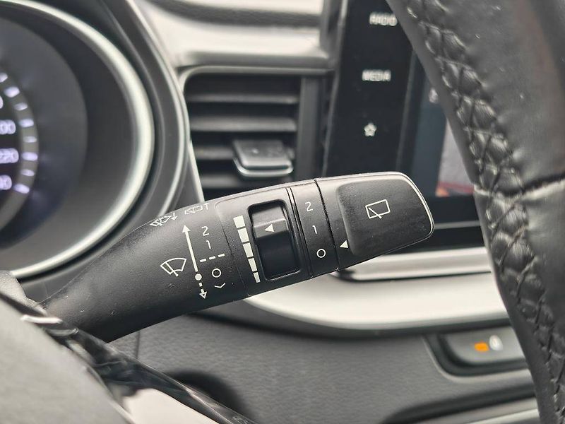 Kia Ceed SPIN 1,5 T-GDi - fotka 14 z 21