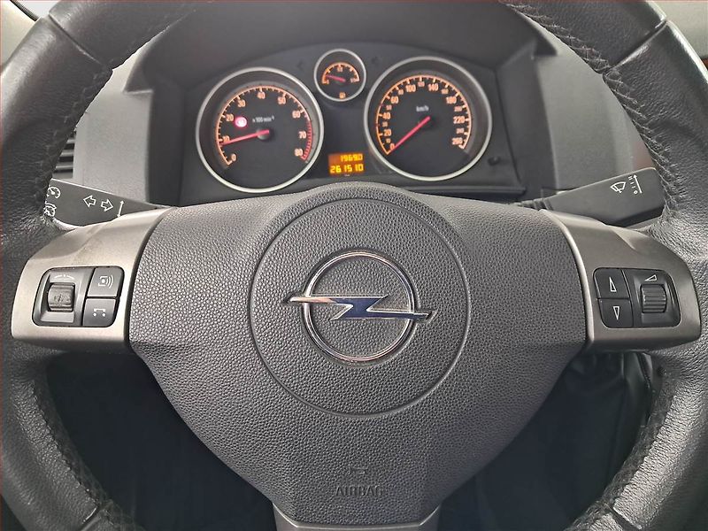 Opel Astra (2006) 1.6 16V, Tažné, jezdí výborně - fotka 17 z 17