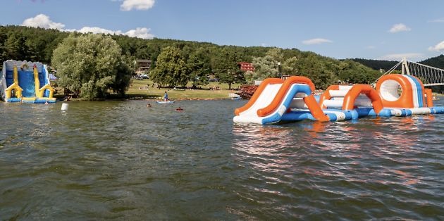 Vodní atrakce na Vranovské přehradě, zdroj: Foto: Vranovská pláž Holiday park