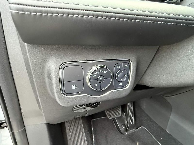 Omoda 9 (2026) Premium 1.5TGDI PHEV AWD - fotka 12 z 27