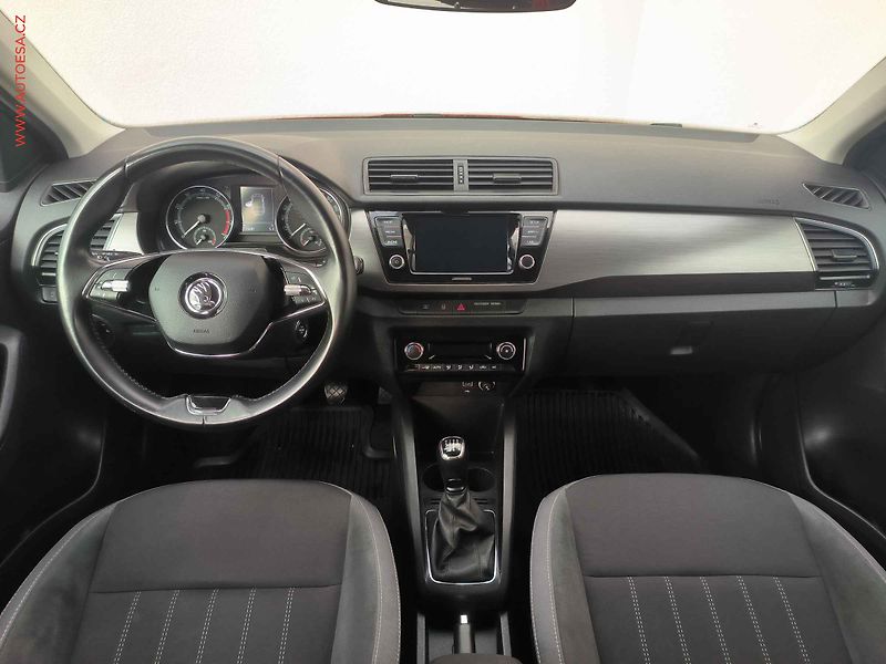 Škoda Fabia (2021) 1.0 TSi, 1.maj,ČR, Style - fotka 8 z 21