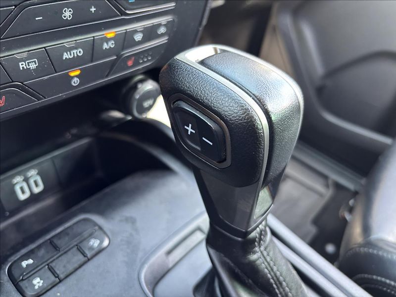 Ford Ranger 2,0 Limited 4x4 156kW DPH - fotka 36 z 43