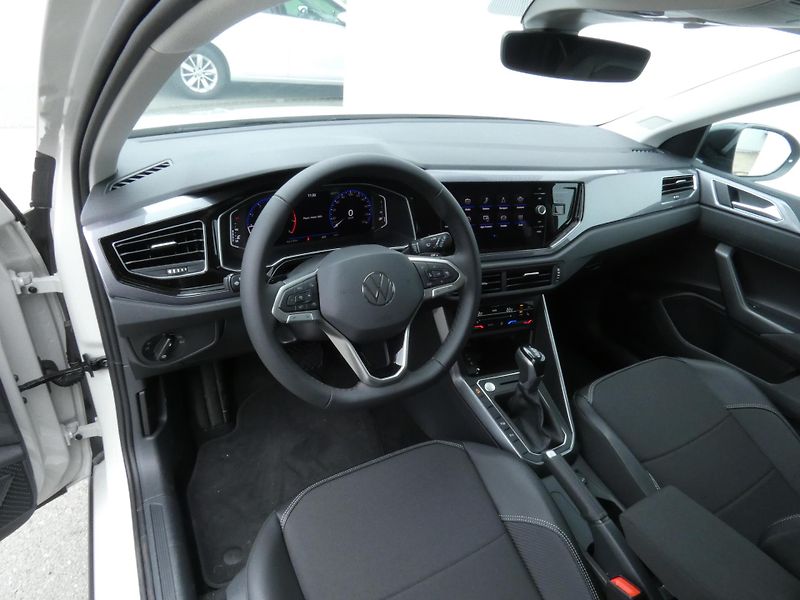 Volkswagen Taigo Style 1,0 TSI 85 kW 7DSG - fotka 5 z 30