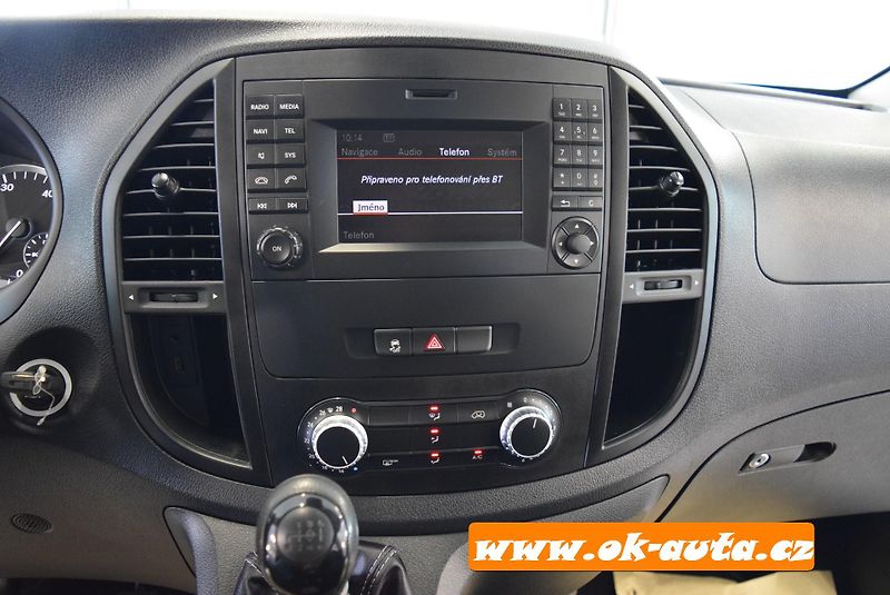 Mercedes-Benz Vito 114 CDI LONG 8 MÍST TOURER - fotka 37 z 49