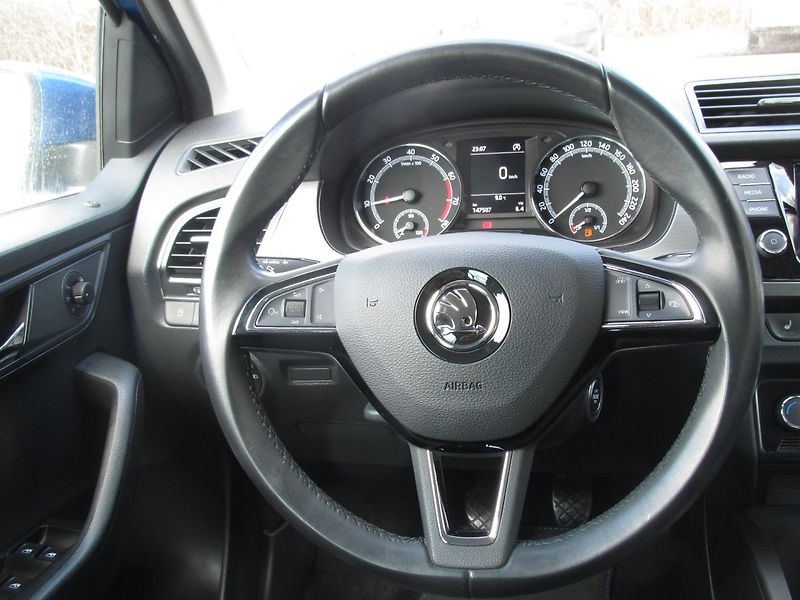Škoda Fabia 1.0 TSI - fotka 16 z 18