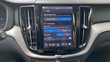 Volvo XC60 CORE, B4 AWD, 145+10 kW / 197+ - náhled 24