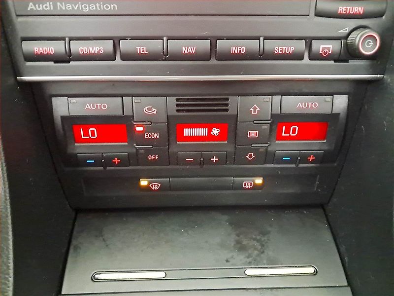 Audi A4 (2007) 2.0 TDI, 4X4, Tempomat - fotka 18 z 19
