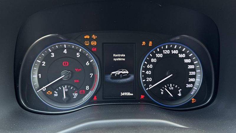 Hyundai Kona (2021) Smart 1.0 T-GDI DCT - fotka 14 z 26