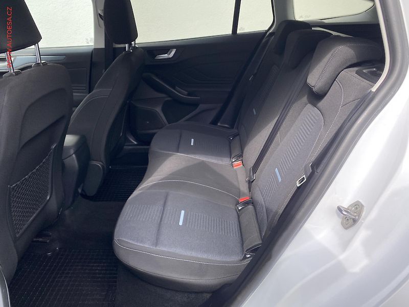 Ford Focus (2023) 1.5 EcoBoost, Active, AT, LED - fotka 10 z 19