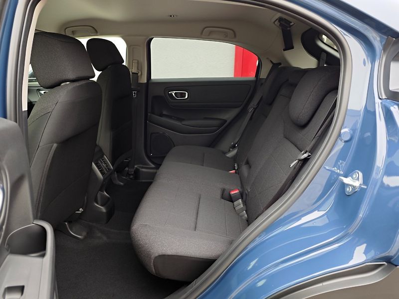 Honda HR-V (2026) 1.5 eHEV Elegance MR27 SKLADEM - fotka 9 z 24