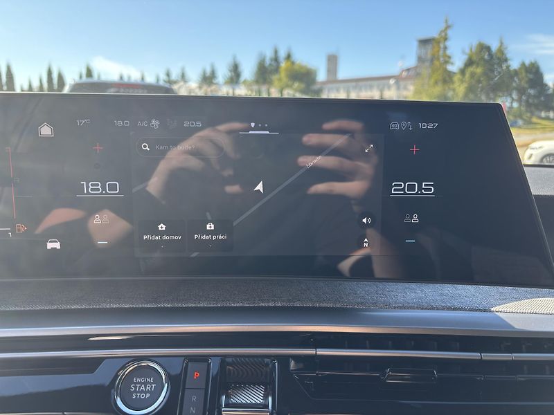 Peugeot 5008 (2026) ALLURE Hybrid 145 e-DCS6 - fotka 16 z 25