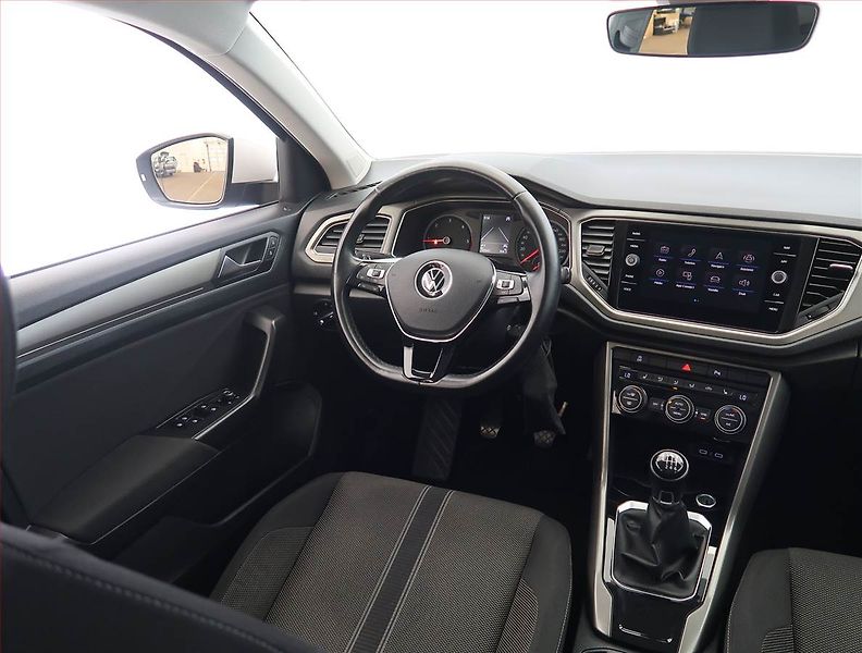 Volkswagen T-Roc (2021) Style 2.0 TDI, Serv.kniha - fotka 7 z 22
