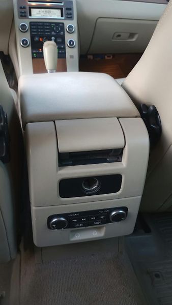 Volvo V70 2.4-NOVÉ BRZDY+ČELNÍ SKLO+BAT - fotka 16 z 23