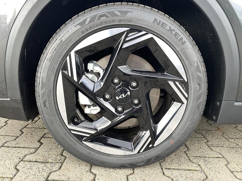 Kia K4 (2026) 1.6T-GDi  EXCLUSIVE 7DCT - fotka 24 z 25
