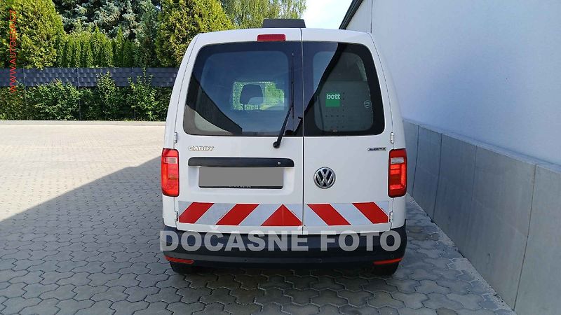 Volkswagen Caddy (2020) 1.4TGi BOTT, AC, +pneu - fotka 6 z 15