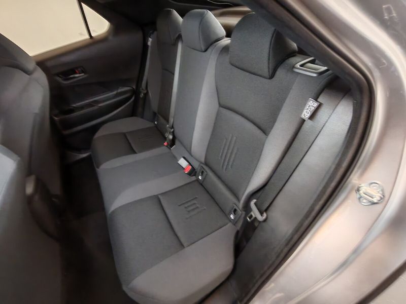 Toyota C-HR 1.8 Hybrid 4x2 Style - fotka 9 z 18