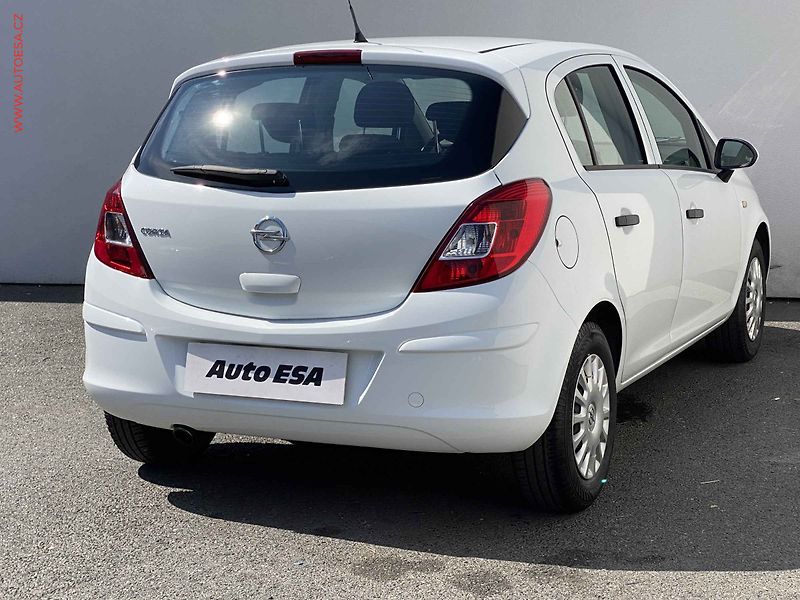 Opel Corsa (2014) 1.4i 16v, ČR, AC, el. výbava - fotka 4 z 17