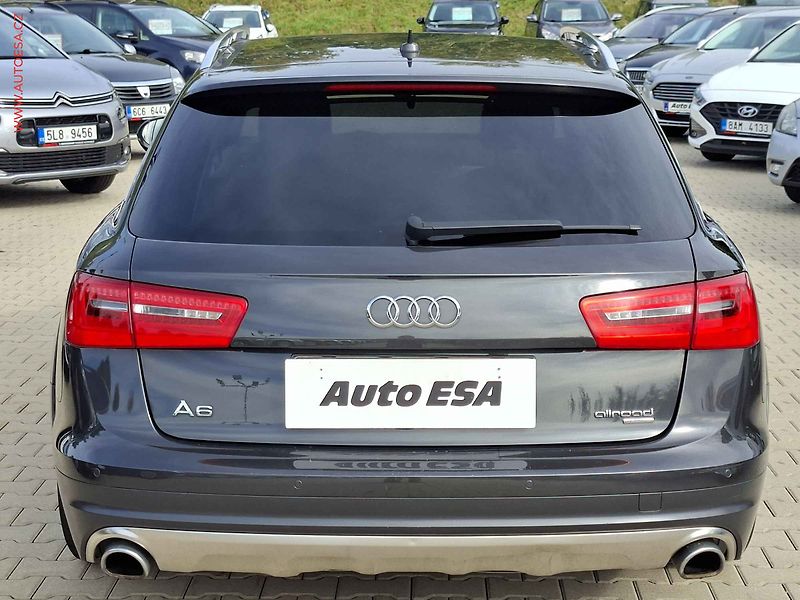 Audi A6 Allroad (2013) 3.0TDi quattro, ČR, AT, LED - fotka 5 z 21