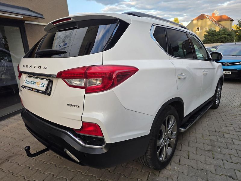 SsangYong Rexton 2.2-4x4-TAŽNÉ 3t-AUTOMAT - fotka 8 z 34
