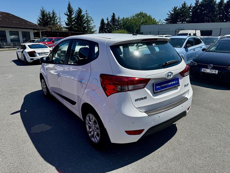 Hyundai ix20 (2019) 1.6i 91 KW - CZ - 1.Majitel - fotka 7 z 18