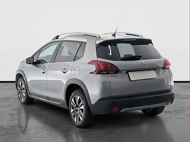 Peugeot 2008 (2016) Allure 1.2 PureTech, Automat - fotka 4 z 18