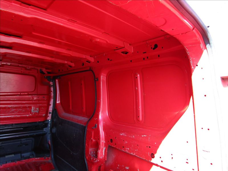 Renault Trafic 1.6dCi, Klima, 1. maj. - fotka 30 z 37
