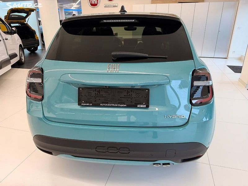 Fiat 600 (2026) La Prima 1.2 Turbo Hybrid 145k - fotka 5 z 16