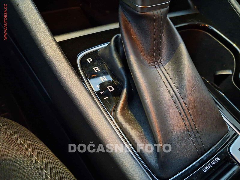 Hyundai Tucson (2023) 1.6 T-GDi 4x4, 1.maj,ČR - fotka 14 z 20