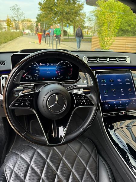 Mercedes-Benz Třídy S (2024) 350D Long 4 Matic  - fotka 9 z 13