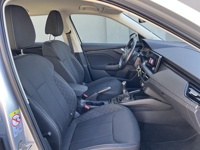 Škoda Kamiq Ambition 1.0TSi 70kw KAMERA  - fotka 32 z 42