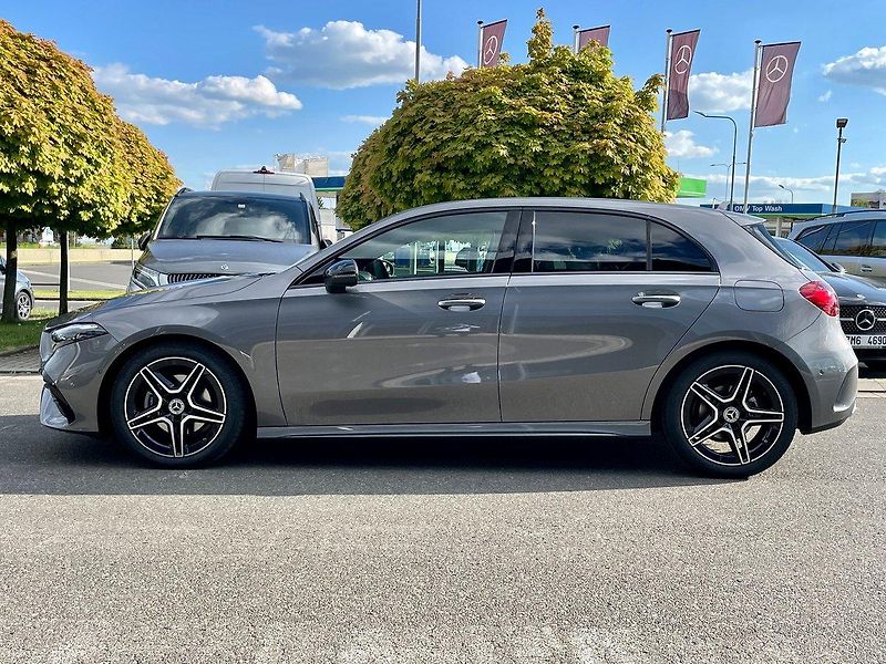 Mercedes-Benz Třídy A 180 Linie AMG - fotka 6 z 23