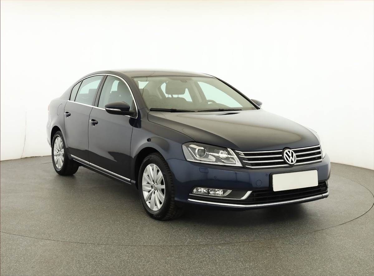 Volkswagen Passat Comfortline 2.0 TDI, Navi